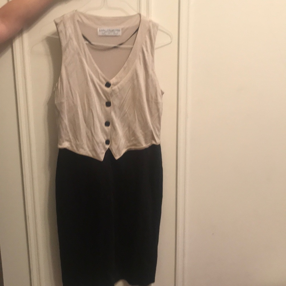 ❤️ZARA BLACK AND WHITE VEST DRESS❤️